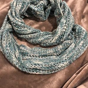 MAURICE’S Teal Knit Scarf